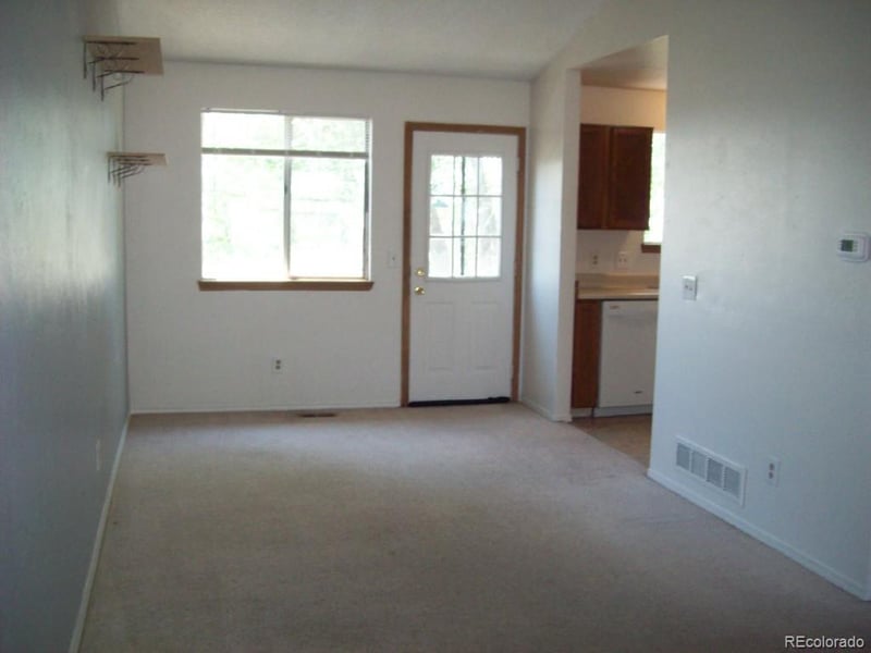 18922 16th Ave, Aurora, CO 80011