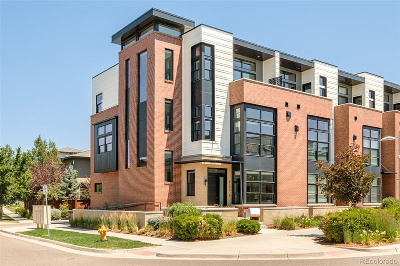 6809 Lowry Blvd, Denver, CO 80230