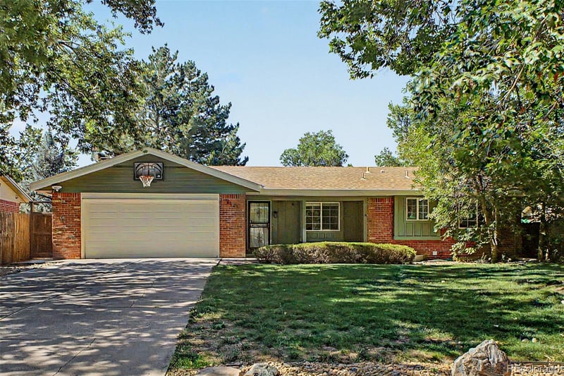 2111 Kittredge Way, Aurora, CO 80013
