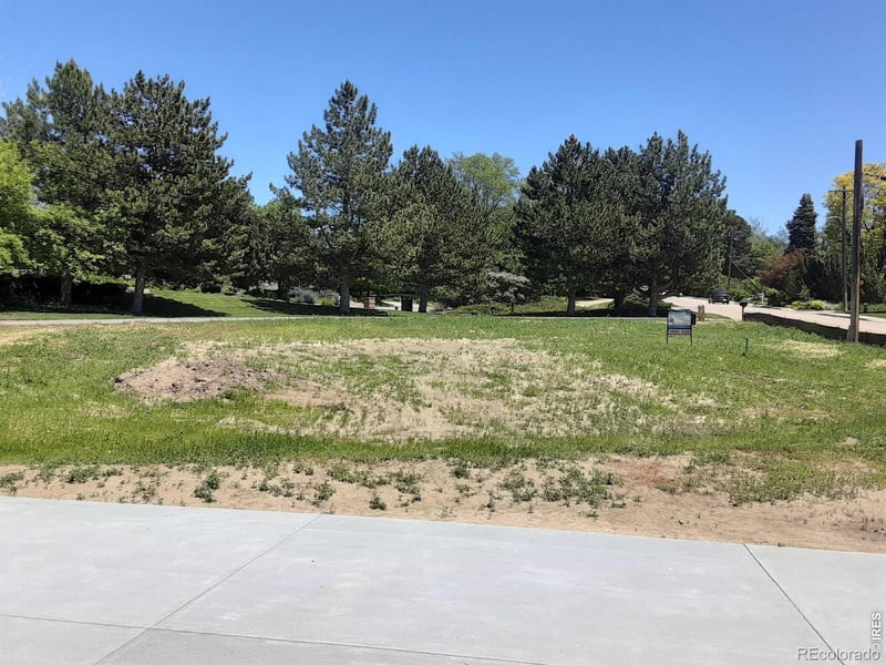 2128 Longs Peak Ave, Longmont, CO 80501