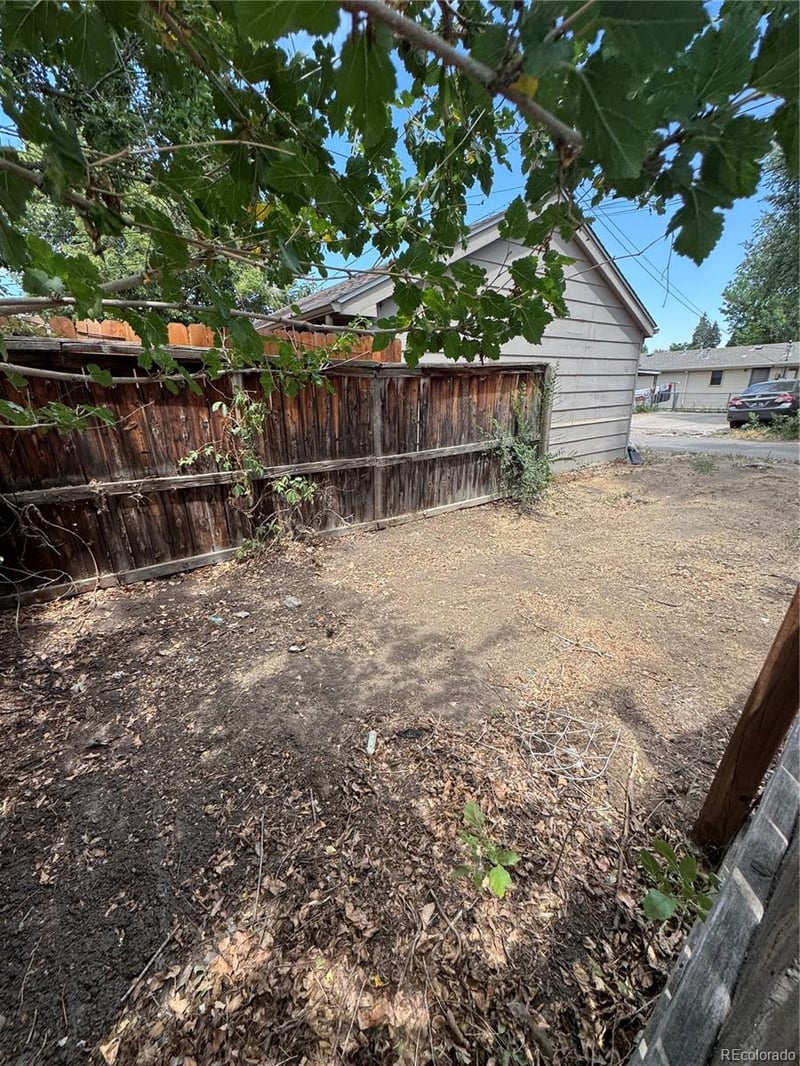 800 Stuart St, Denver, CO 80204