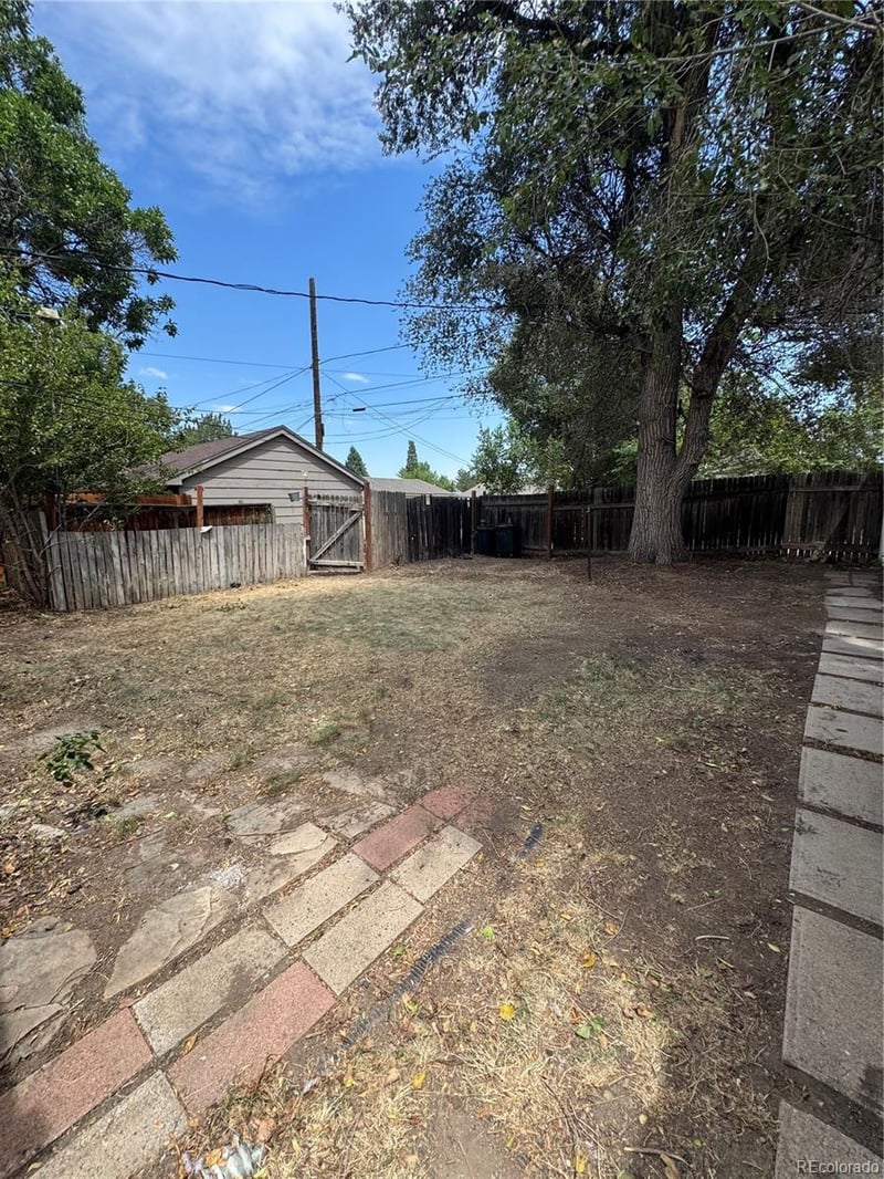 800 Stuart St, Denver, CO 80204