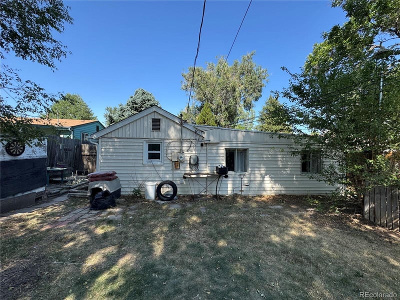 800 Stuart St, Denver, CO 80204