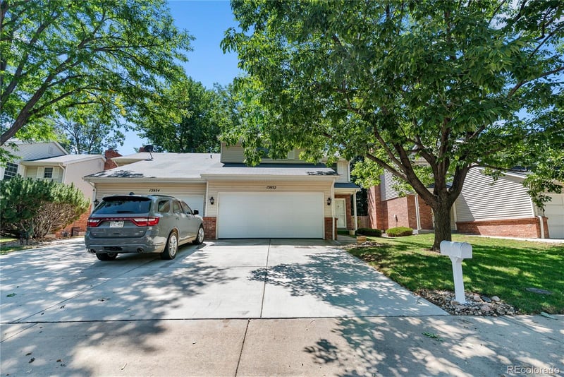 13952 E Arizona Ave, Aurora, CO 80012