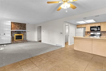 13952 E Arizona Ave, Aurora, CO 80012