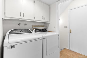 13952 E Arizona Ave, Aurora, CO 80012