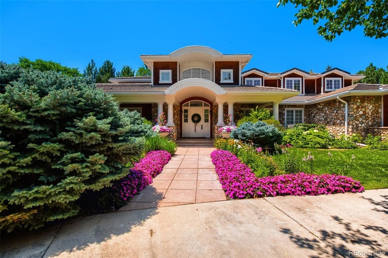 7 Waterside Ter, Greenwood Village, CO 80113