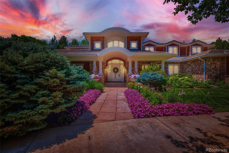 7 Waterside Ter, Greenwood Village, CO 80113