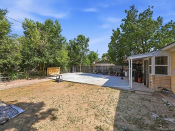 556 Elmira St, Aurora, CO 80010