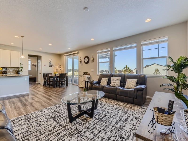 6881 Uriah St, Aurora, CO 80016