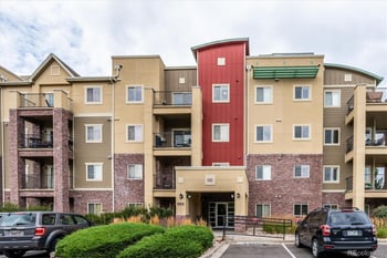 1044 Rockhurst Dr #102, Highlands Ranch, CO 80129