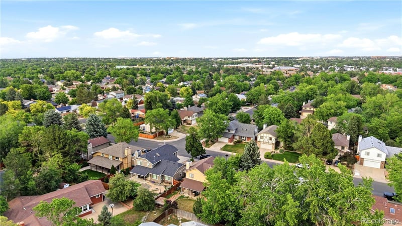 2131 Newark Way, Aurora, CO 80014