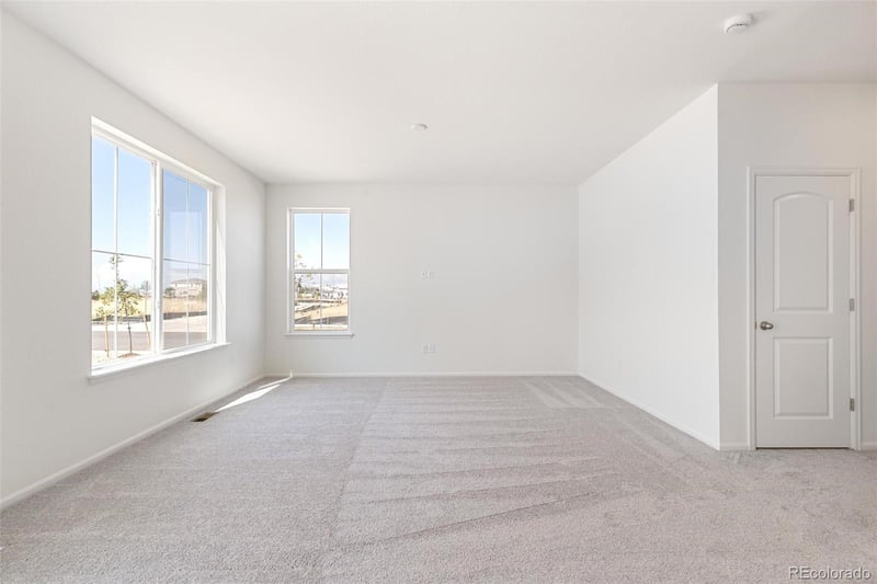 20474 E 57th Ave, Aurora, CO 80019