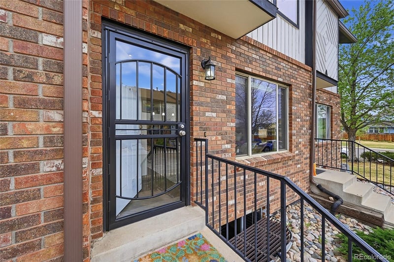 9850 Stanford Ave #B, Littleton, CO 80123