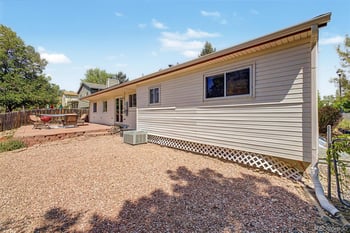 636 W Willow St, Louisville, CO 80027