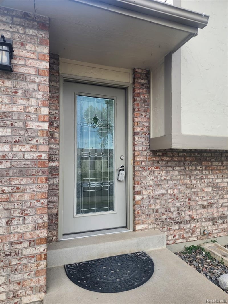 9225 Clermont Dr, Denver, CO 80229