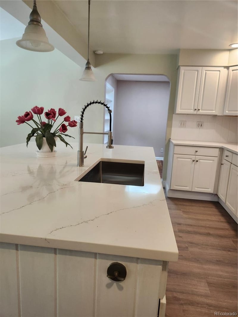 55 Brentwood St, Lakewood, CO 80226