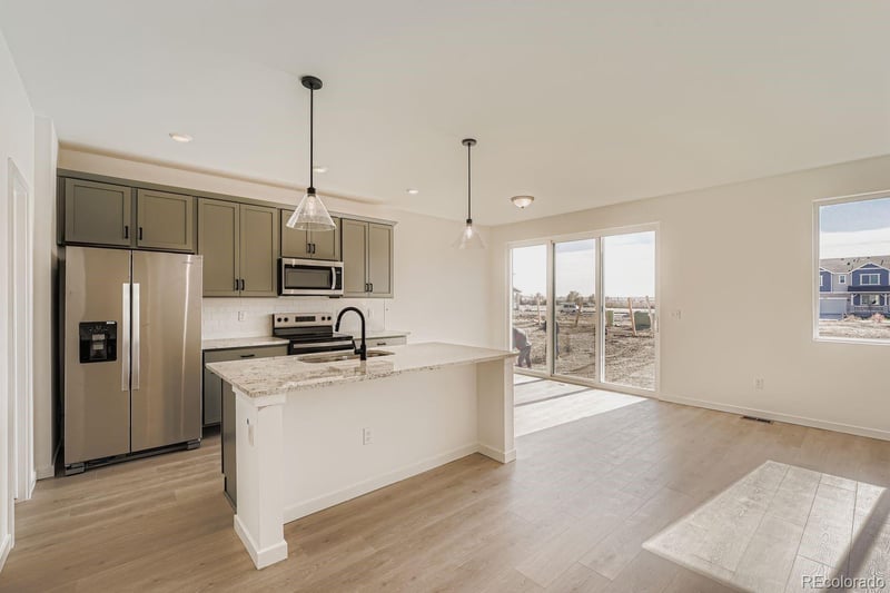 55015 28th Pl, Strasburg, CO 80136