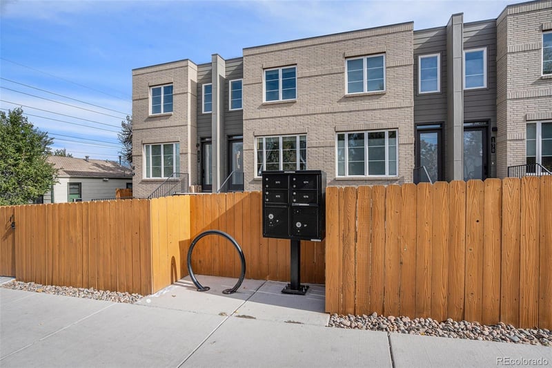 1074 Knox Ct #A, Denver, CO 80204
