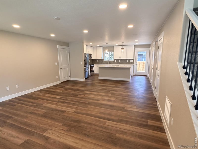 1329 4th St #150, Loveland, CO 80537