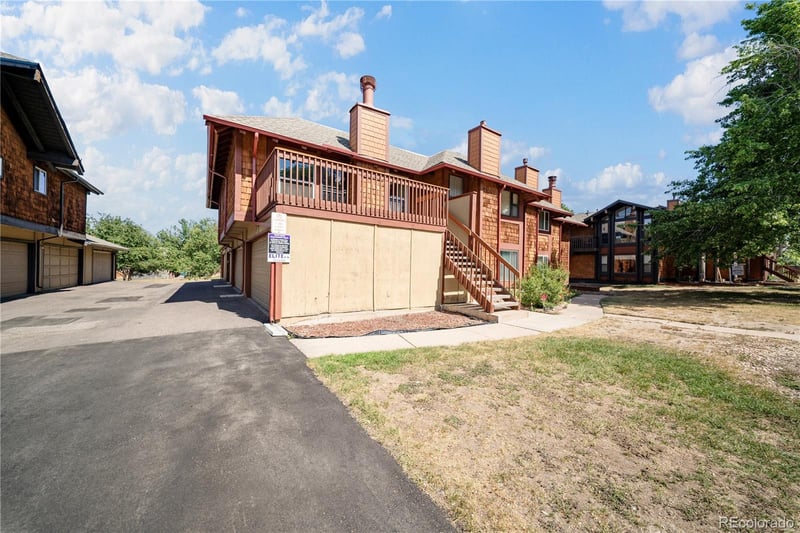 1300 Carson Way, Aurora, CO 80012