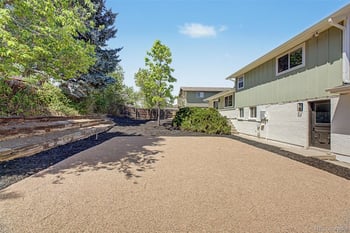 845 S Moore St, Denver, CO 80226