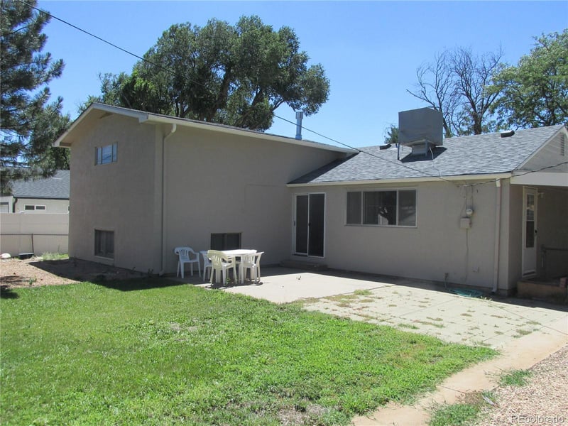 1620 Zuni Rd, Pueblo, CO 81001
