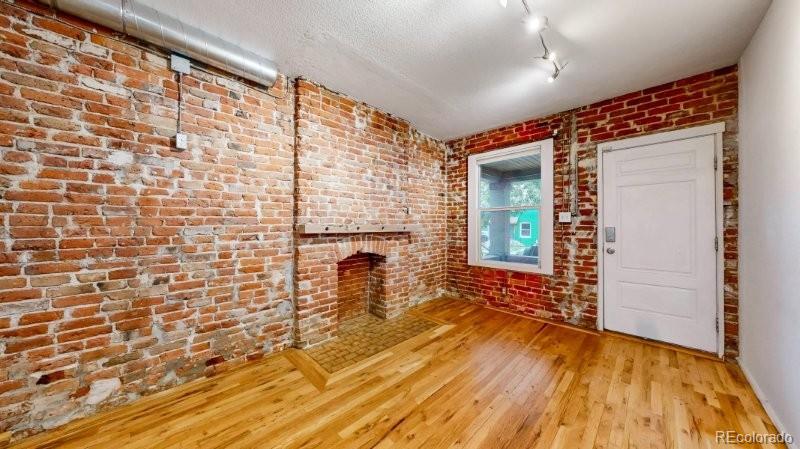 2738 N Downing St, Denver, CO 80205