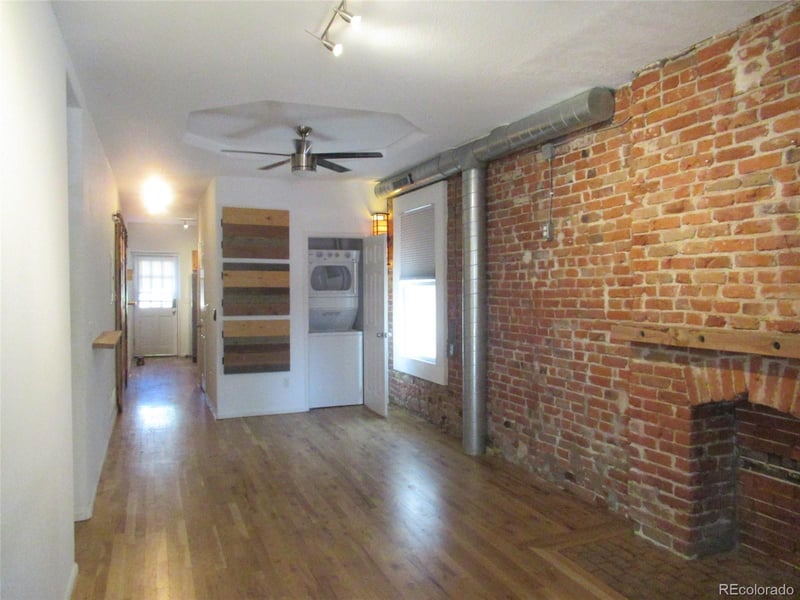 2738 Downing St, Denver, CO 80205