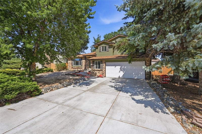 3368 S Elkhart St, Aurora, CO 80014