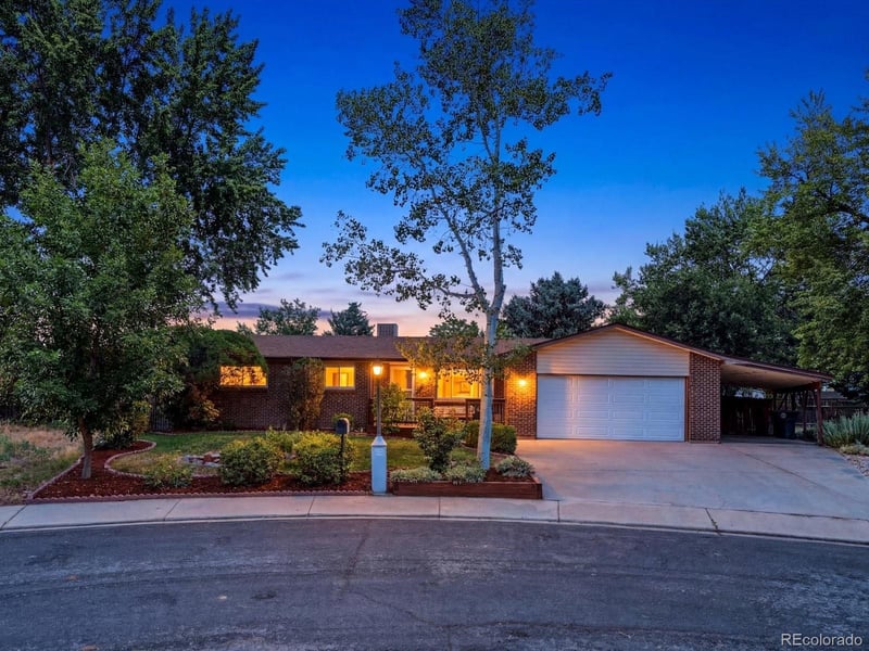 544 Hilltop St, Longmont, CO 80504