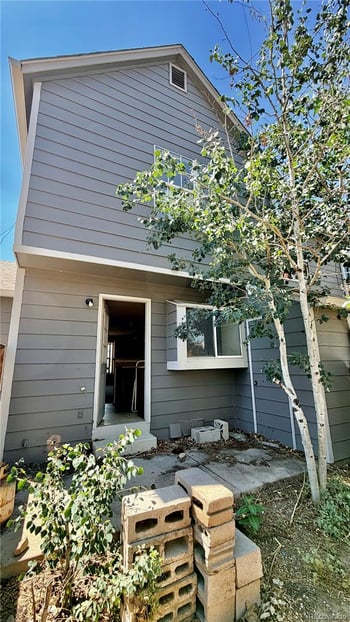 16923 E Whitaker Dr #L, Aurora, CO 80015