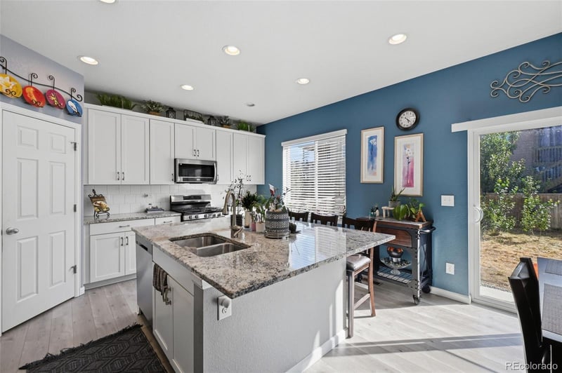 915 Mcmurdo Cir, Castle Rock, CO 80108