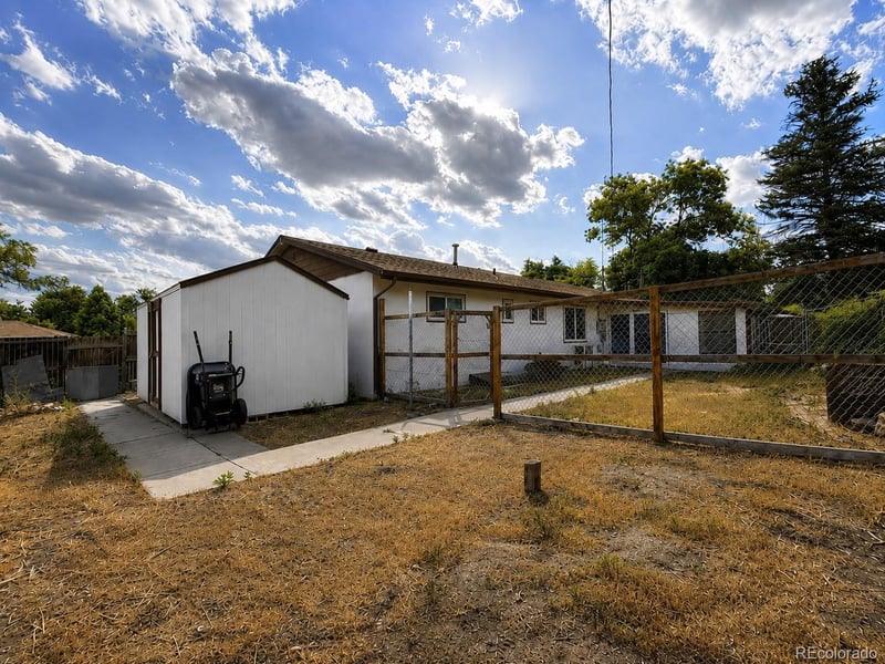 905 Hallam Ave, Colorado Springs, CO 80911