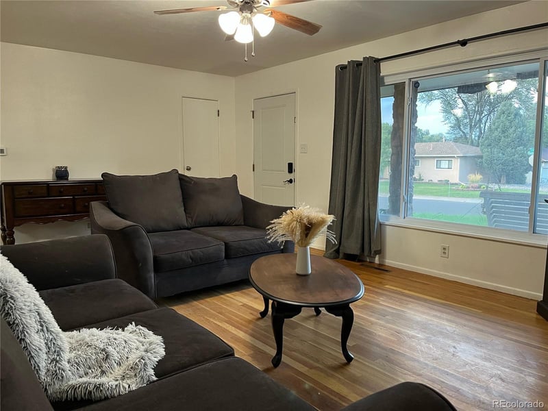 905 Hallam Ave, Colorado Springs, CO 80911