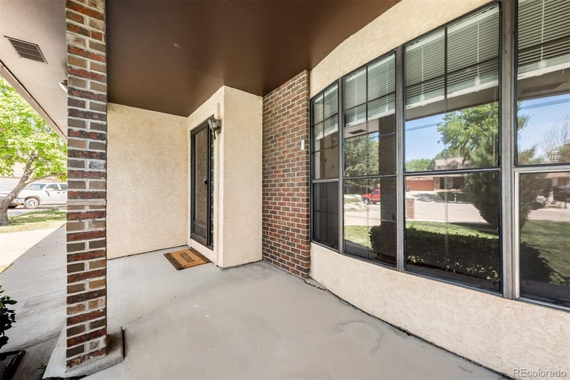 4 Yarrow Ct, Pueblo, CO 81001