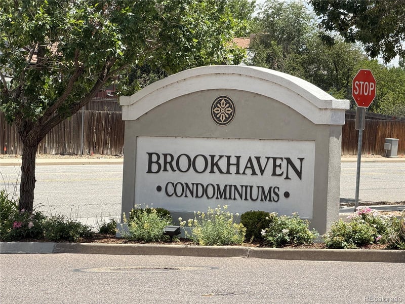 1821 Dunkirk St #103, Aurora, CO 80017