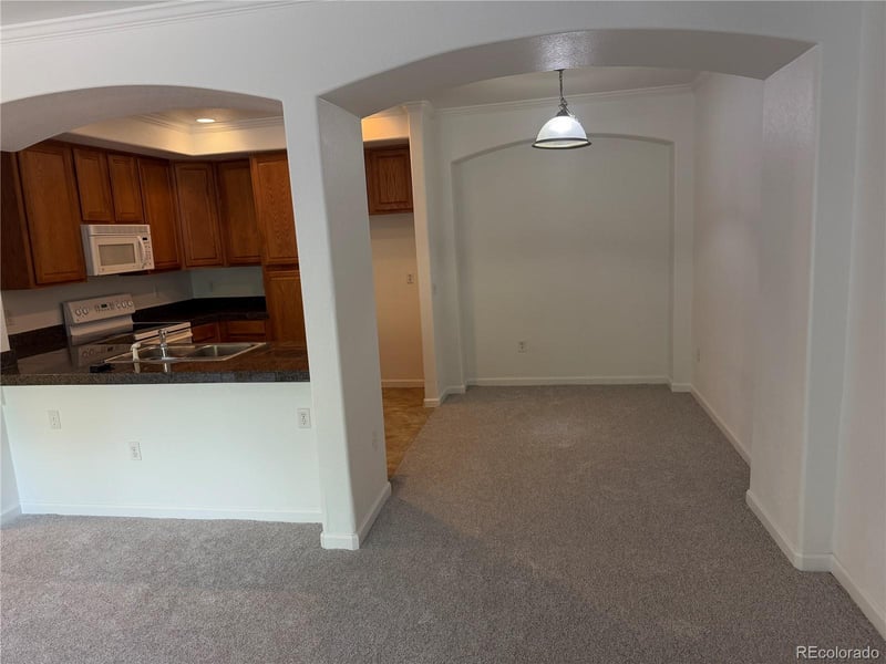 1821 Dunkirk St #103, Aurora, CO 80017