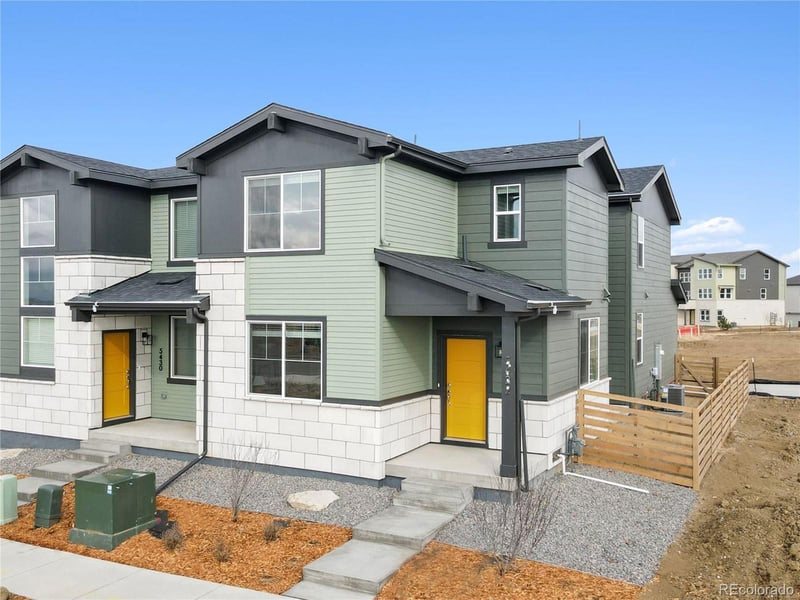5422 Denali Blvd, Aurora, CO 80019