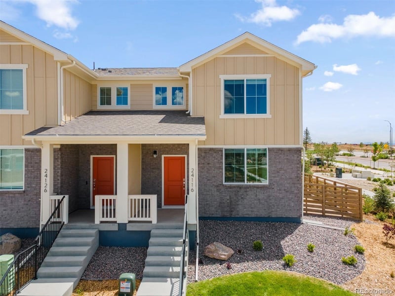 24116 53rd Dr, Aurora, CO 80019