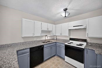 750 S Alton Way #8C, Denver, CO 80247