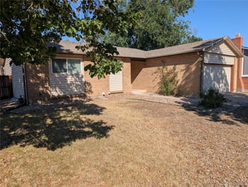 2949 S Biscay St, Aurora, CO 80013