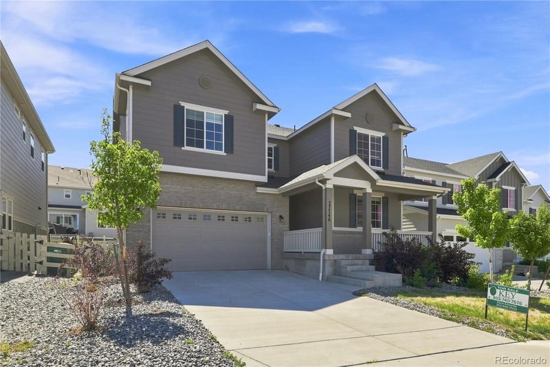 27746 E Frost Pl, Aurora, CO 80016