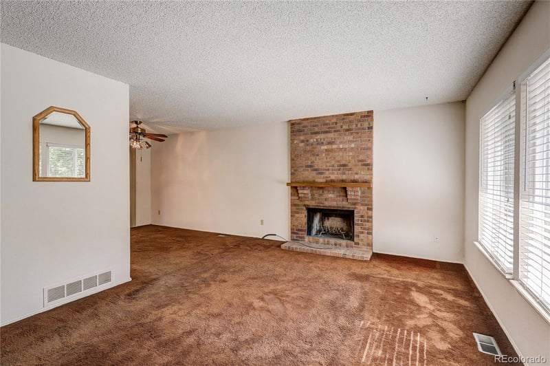16085 E Oxford Dr, Aurora, CO 80013