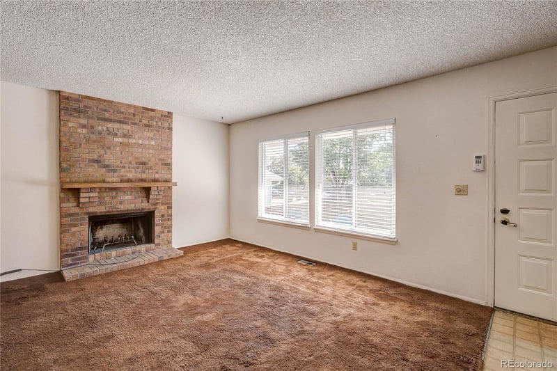 16085 E Oxford Dr, Aurora, CO 80013