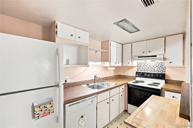 9700 E Iliff Ave #110, Denver, CO 80231