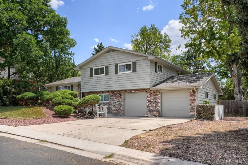 1260 Easter Ave, Centennial, CO 80122