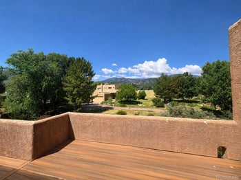 945 Oxford Ln, Colorado Springs, CO 80905