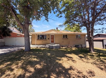 5667 Johnson St, Arvada, CO 80002
