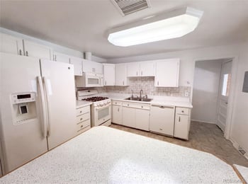 5667 Johnson St, Arvada, CO 80002